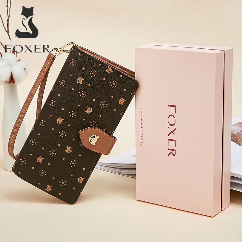 Monogram Keychain Leather - محفظة نسائية طويلة من FOXER لحمل