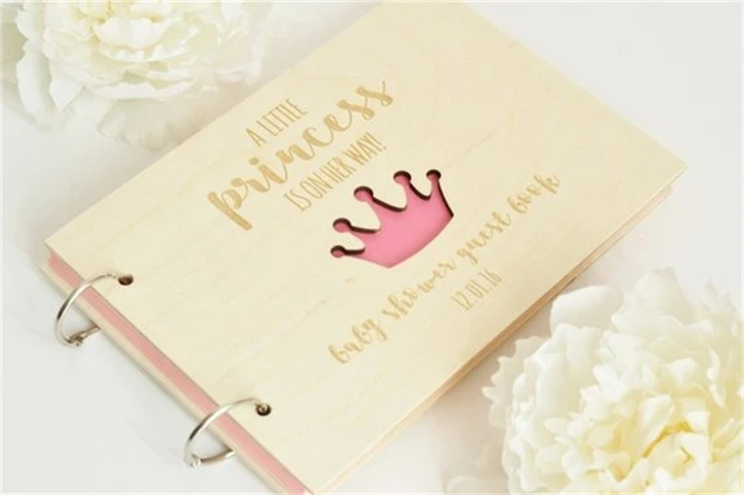 تخصيص أي نص عبر الخشب استحمام  - مراجعة Custom Photo Book وسعره